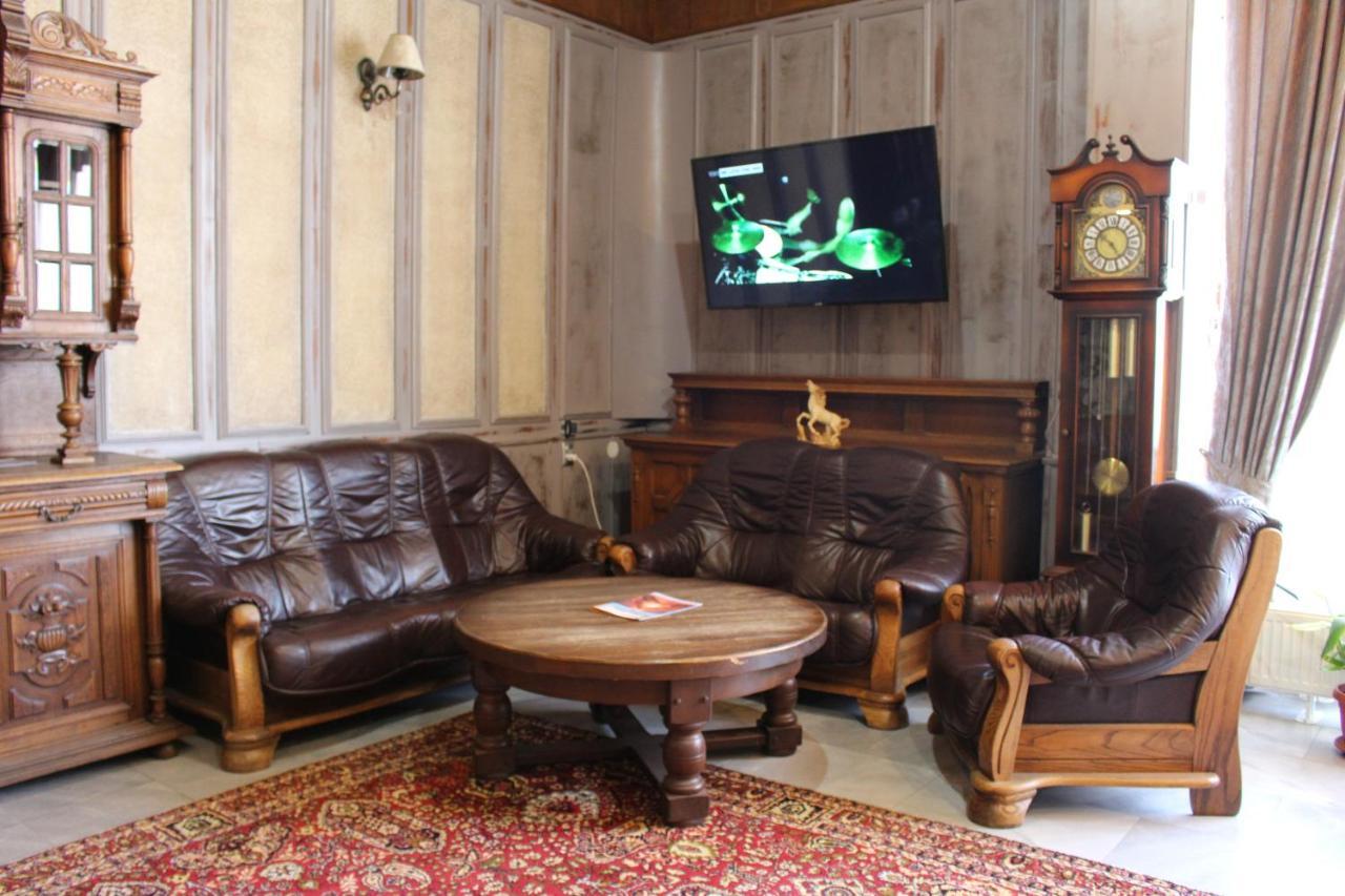 Park Hotel Ivailo Veliko Tarnovo Extérieur photo
