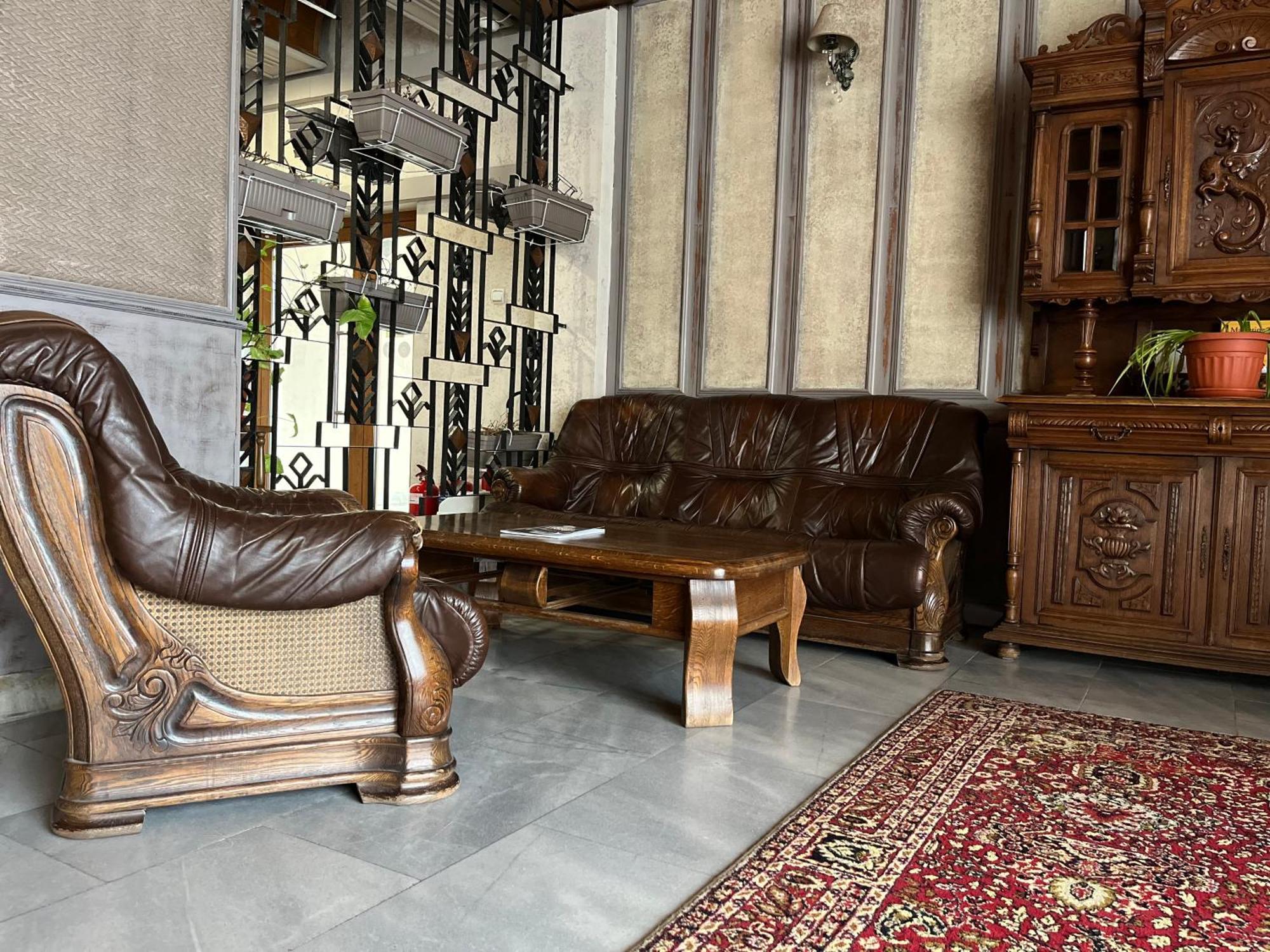 Park Hotel Ivailo Veliko Tarnovo Extérieur photo