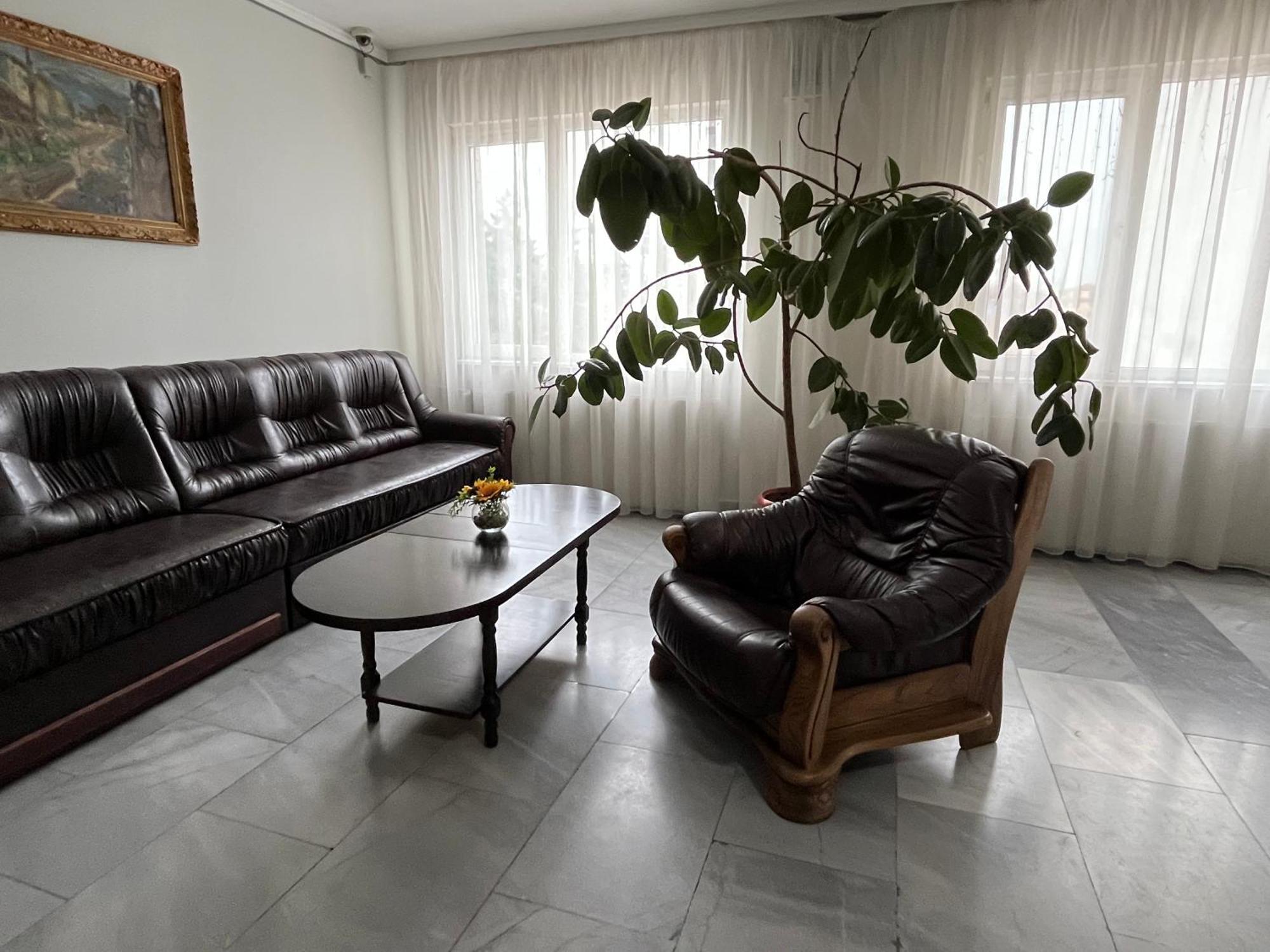 Park Hotel Ivailo Veliko Tarnovo Extérieur photo