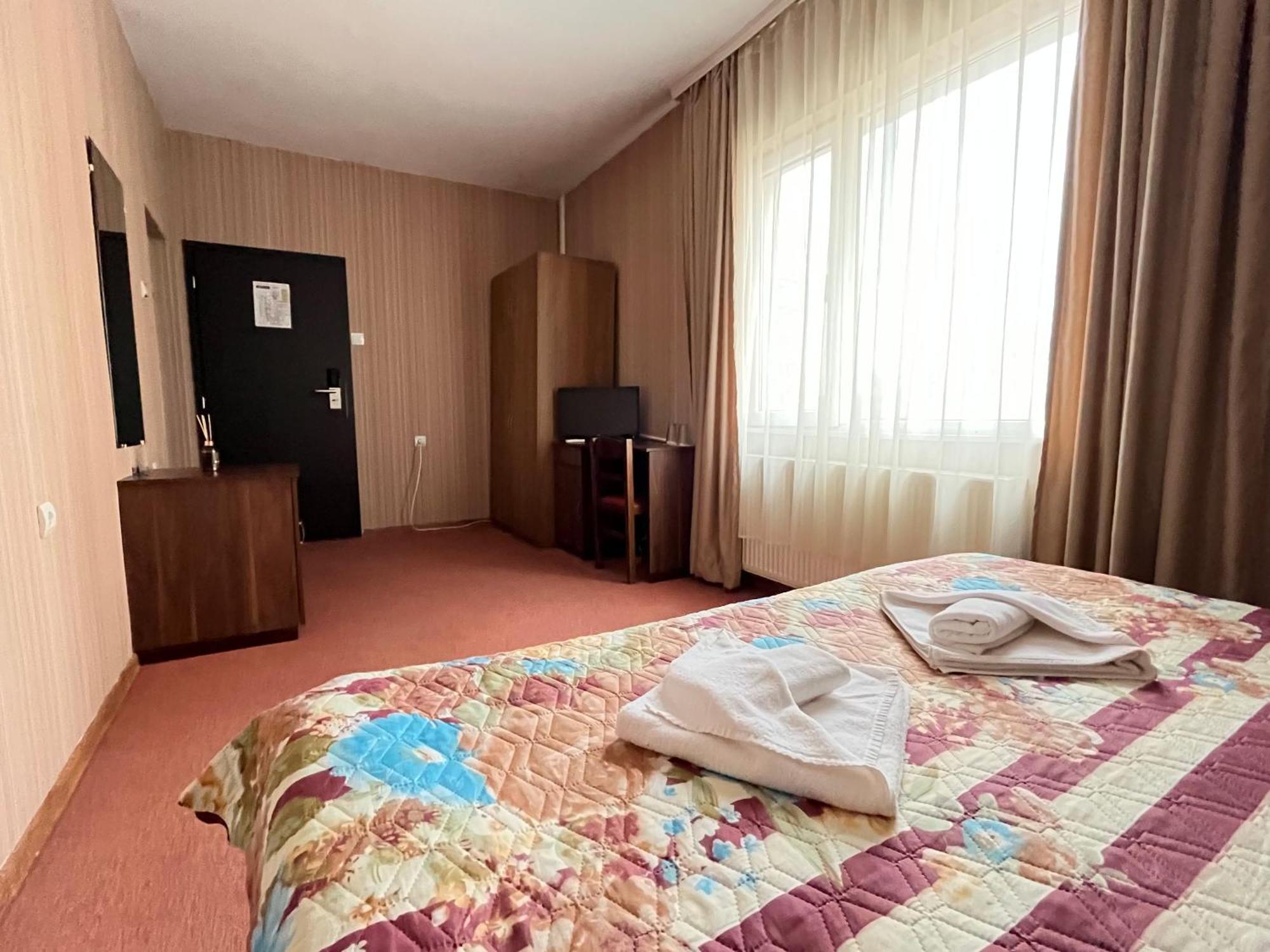 Park Hotel Ivailo Veliko Tarnovo Chambre photo