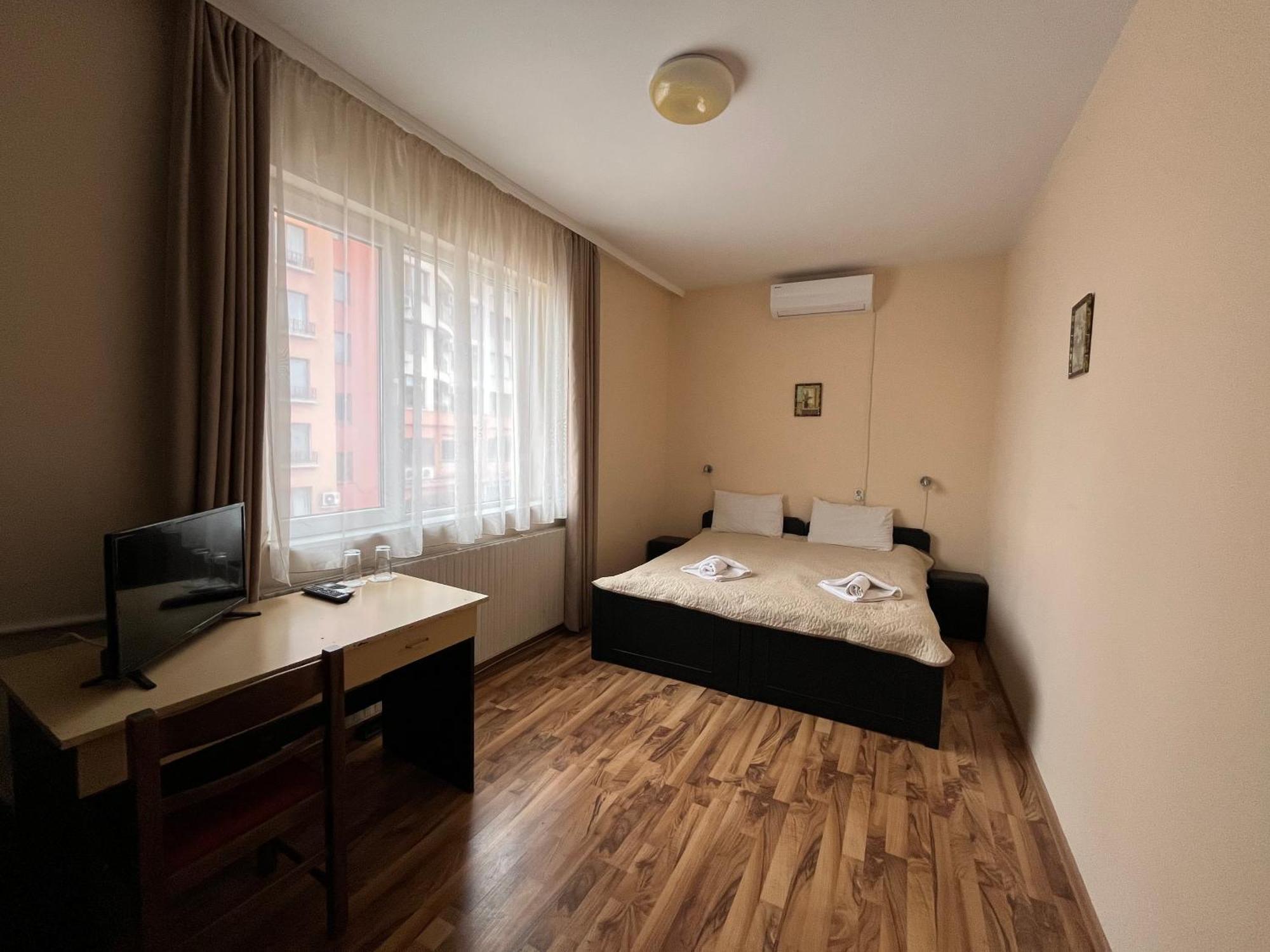 Park Hotel Ivailo Veliko Tarnovo Chambre photo