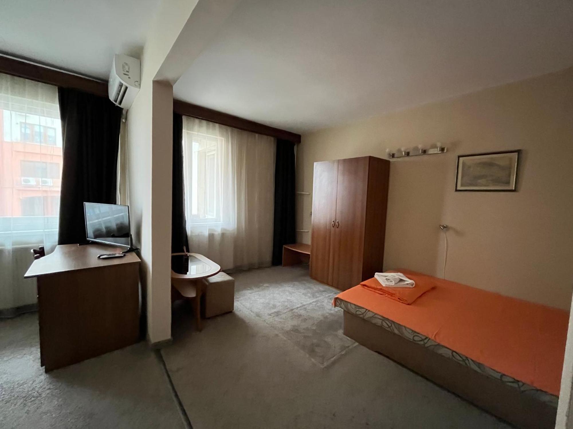 Park Hotel Ivailo Veliko Tarnovo Chambre photo